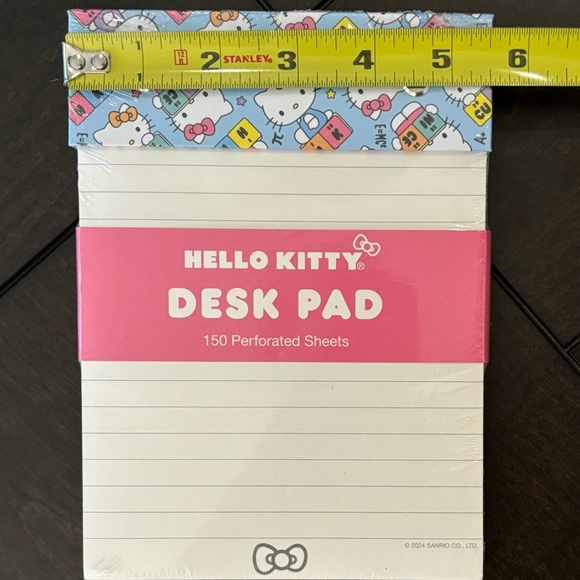 Hello Kitty Note Pad - Picture 6 of 6